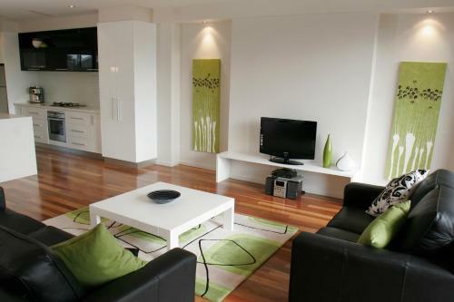 104 On Merri Apartments