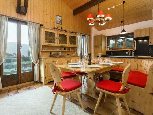 Holiday Home Par Le Travers La Tzoumaz