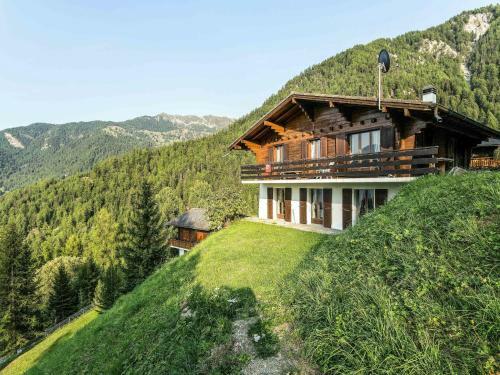 Holiday Home Par Le Travers La Tzoumaz