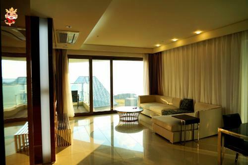 Hotel Phoenix Island Ocean Star Resort