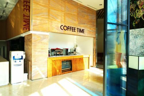 Hotel Phoenix Island Ocean Star Resort