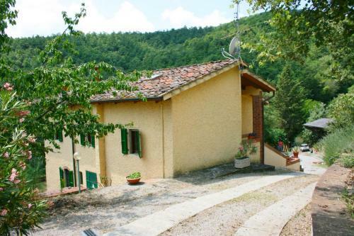 Malpertuso Villa Sleeps 9 Pool Wifi