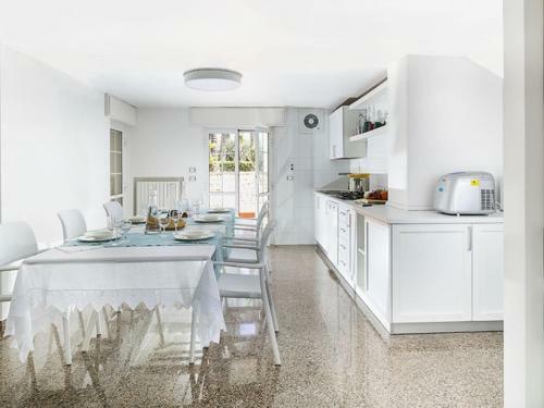 Marina Di Modica Villa Sleeps 18 Pool Air Con Wifi