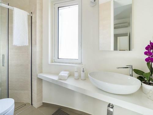 Marina Di Modica Villa Sleeps 18 Pool Air Con Wifi