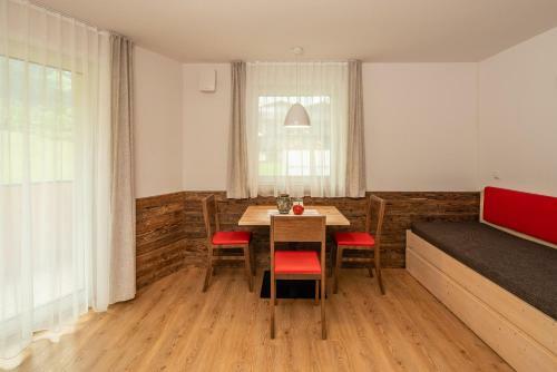 Hostal Apartments Sankt Walburg