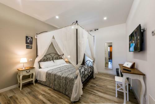 Il Parco Dei Poeti B&B
