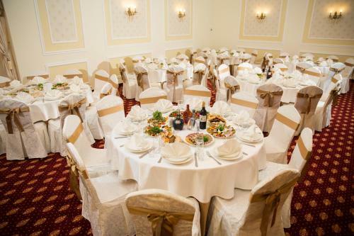 Dostar Hotel Complex