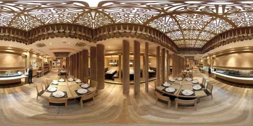 Grand Nur Plaza Hotel