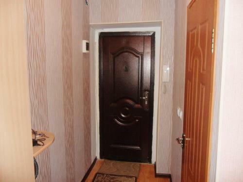 Apartment On Zakarpatskaya Street
