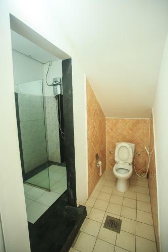 Hotel Tharanga Surfing Villa
