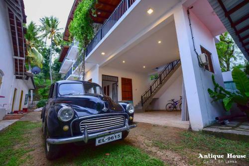 Villa Antique House