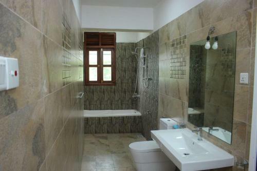 Hotel Heritage Eco Resort Kelaniya