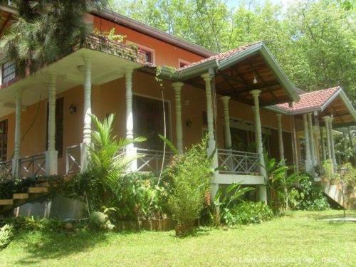 Hotel Estancia - Modern Bungalow In Kandy