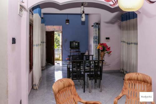 Rashmika Home Stay