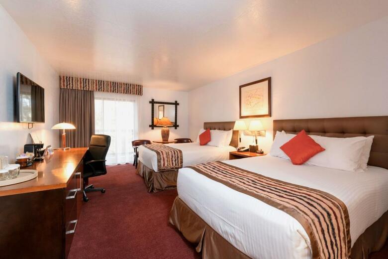 Hotel Canyon Plaza Resort