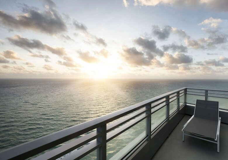 Hotel The Diplomat Beach Resort Hollywood, Curio Collection By Hilton