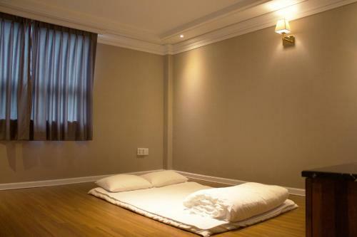 Tongdo Natural Tourist Hotel