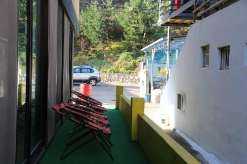 Hostal Dalnaru Guesthouse