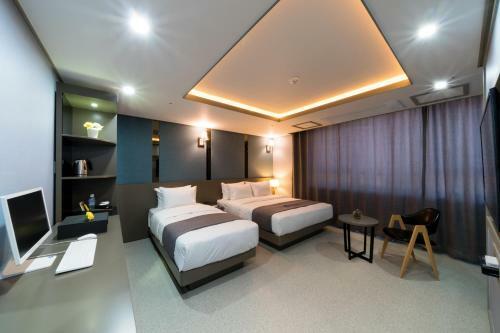 Incheon Airport Legend Hotel