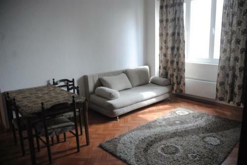 Navoi-66 Studio Apartment