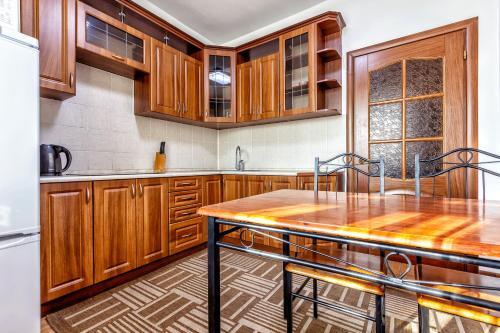 Lighthouse Apartment At Samal-2/78/402