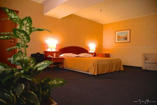 Marko Polo Aksay Hotel