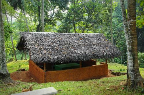 Hotel Tulip Of Ceylon Nature Resort