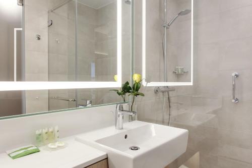 Hotel Courtyard By Marriott Vilnius City Center