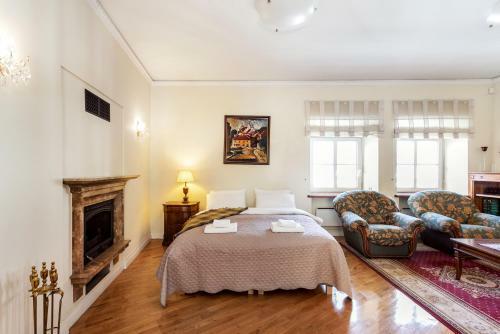 Classy Old Town Apartments