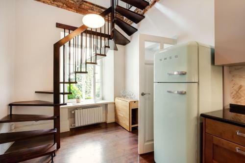 Classy Old Town Apartments