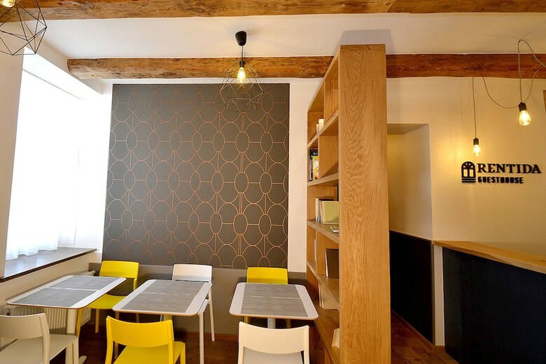 Hostal Rentida Guesthouse