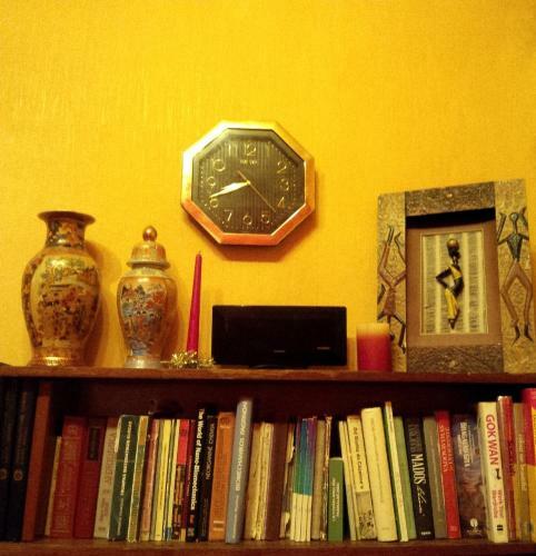 Kitty Apartment, Train Station 300m, Bus Station 200m