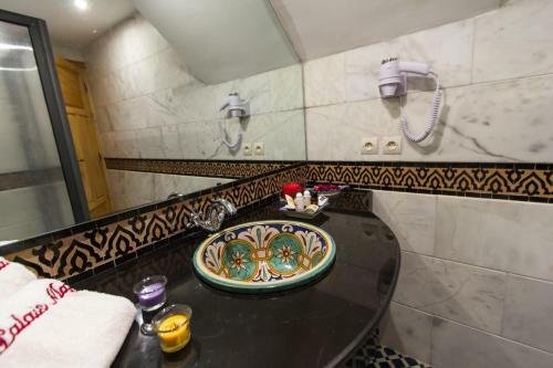 Hostal Riad Marjana Suites & Spa