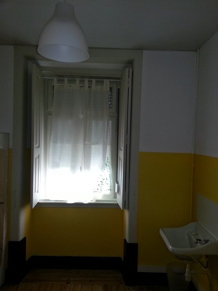 Hostal Csi Coimbra & Guest House