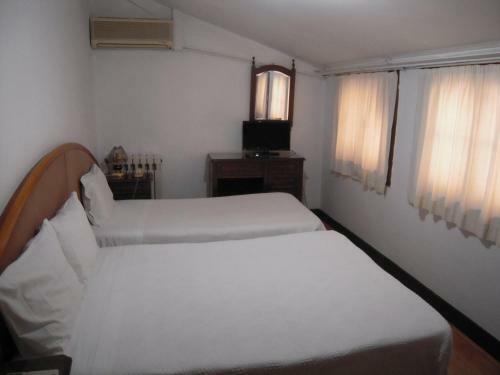 Hostal Lusa Atenas