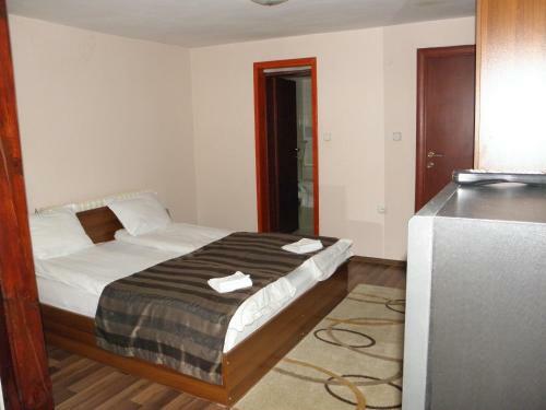 Hotel St.st. Constantine And Helena