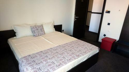 Park Apartments & Rooms Popovi