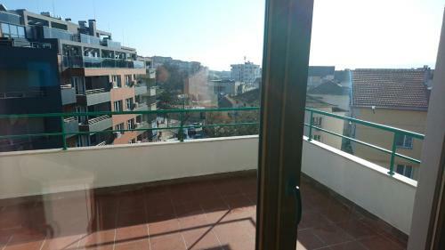 Park Apartments & Rooms Popovi