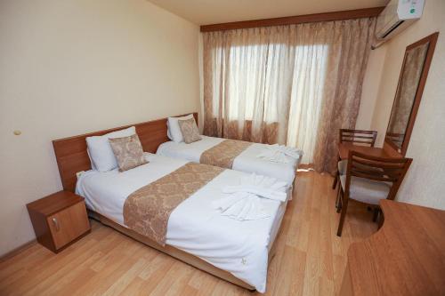 Hostal Guest Rooms Vais