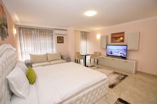 Family Hotel Santana