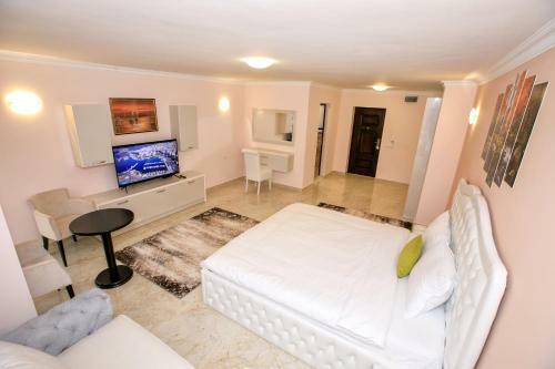 Family Hotel Santana