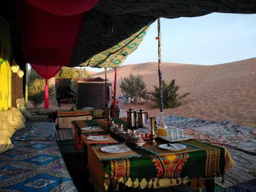 Hostal Merzouga & Camel Trek Camp