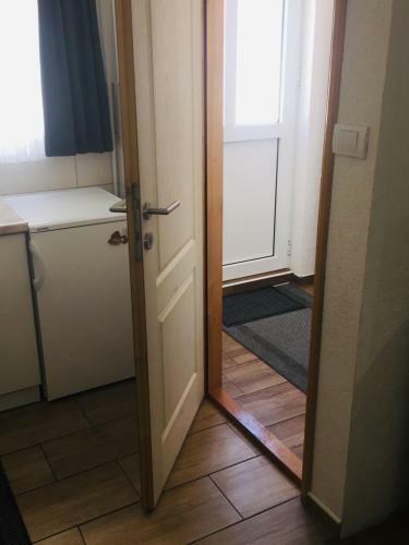 Apartamento Holiday Home Nikola