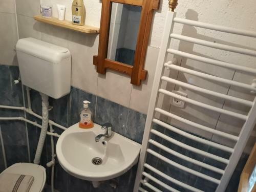 Woden Apartment