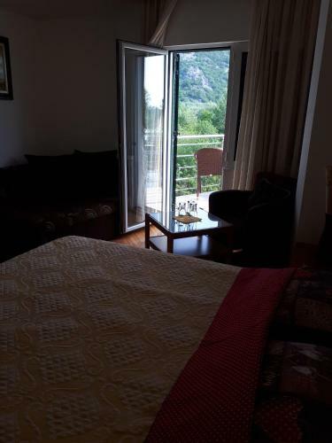 Hostal Apartment Vir