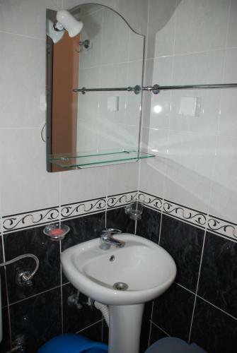 Hostal Guest House Nura