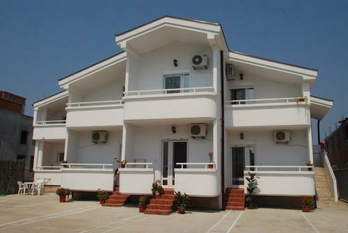 Hostal Guest House Nura