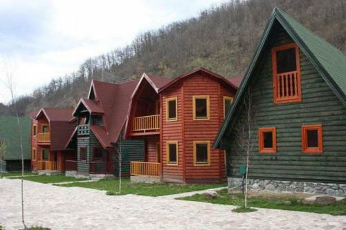 Lodge Paradise Valley Apartments