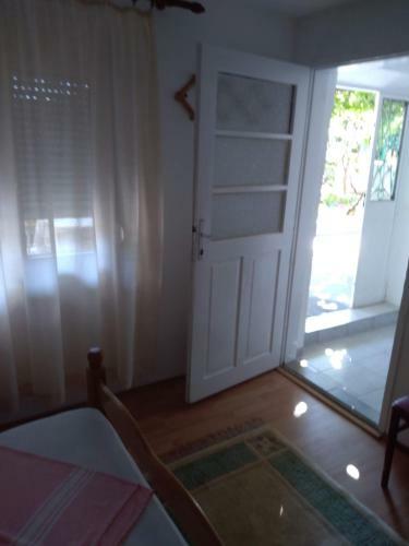 Hostal Rooms Sutomore