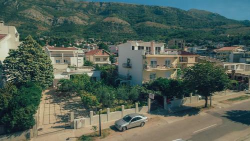 Apartments And Rooms Sole Mar